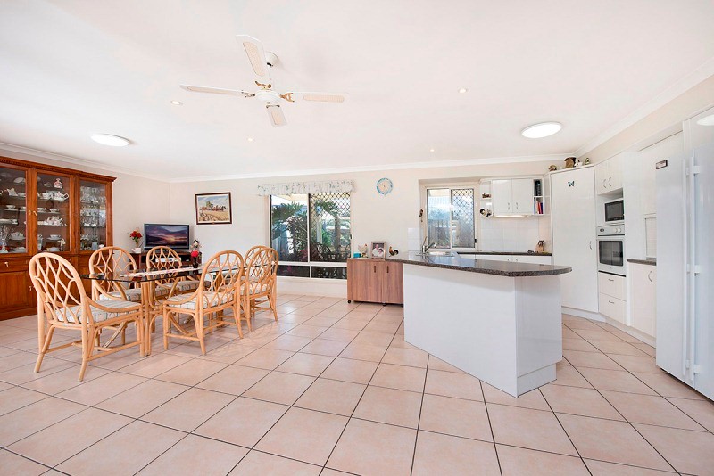 43 Kalowendha Avenue, Pelican Waters, QLD 4551