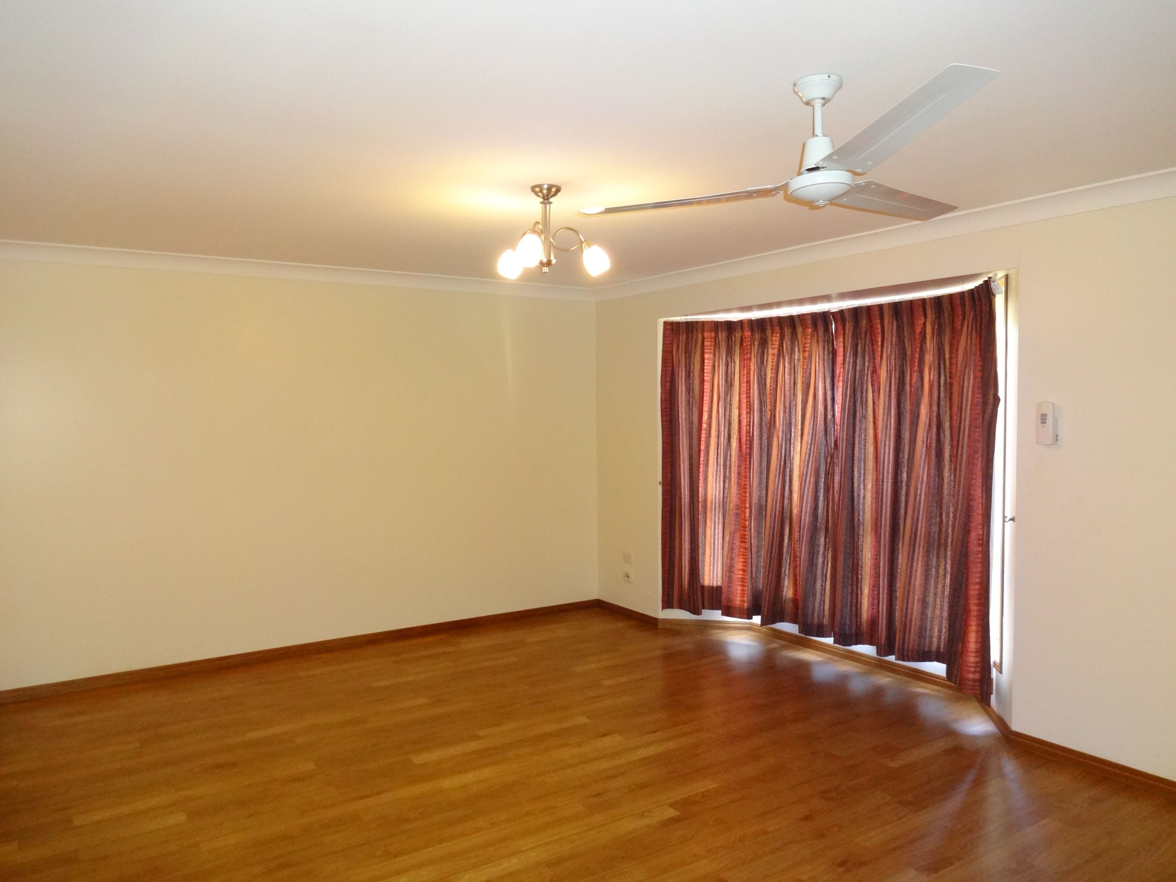 25 Riethmuller Street, Kearneys Spring, QLD 4350