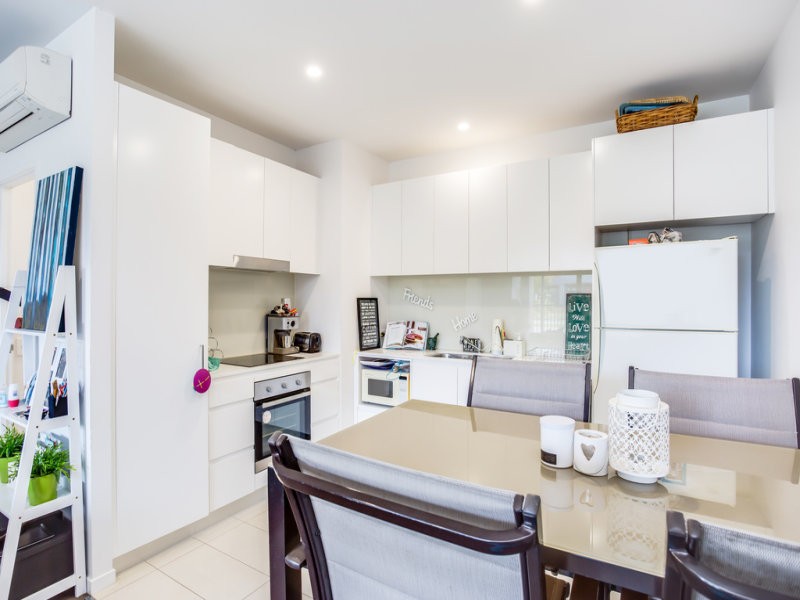 14/2 Emily Way, Varsity Lakes, QLD 4227