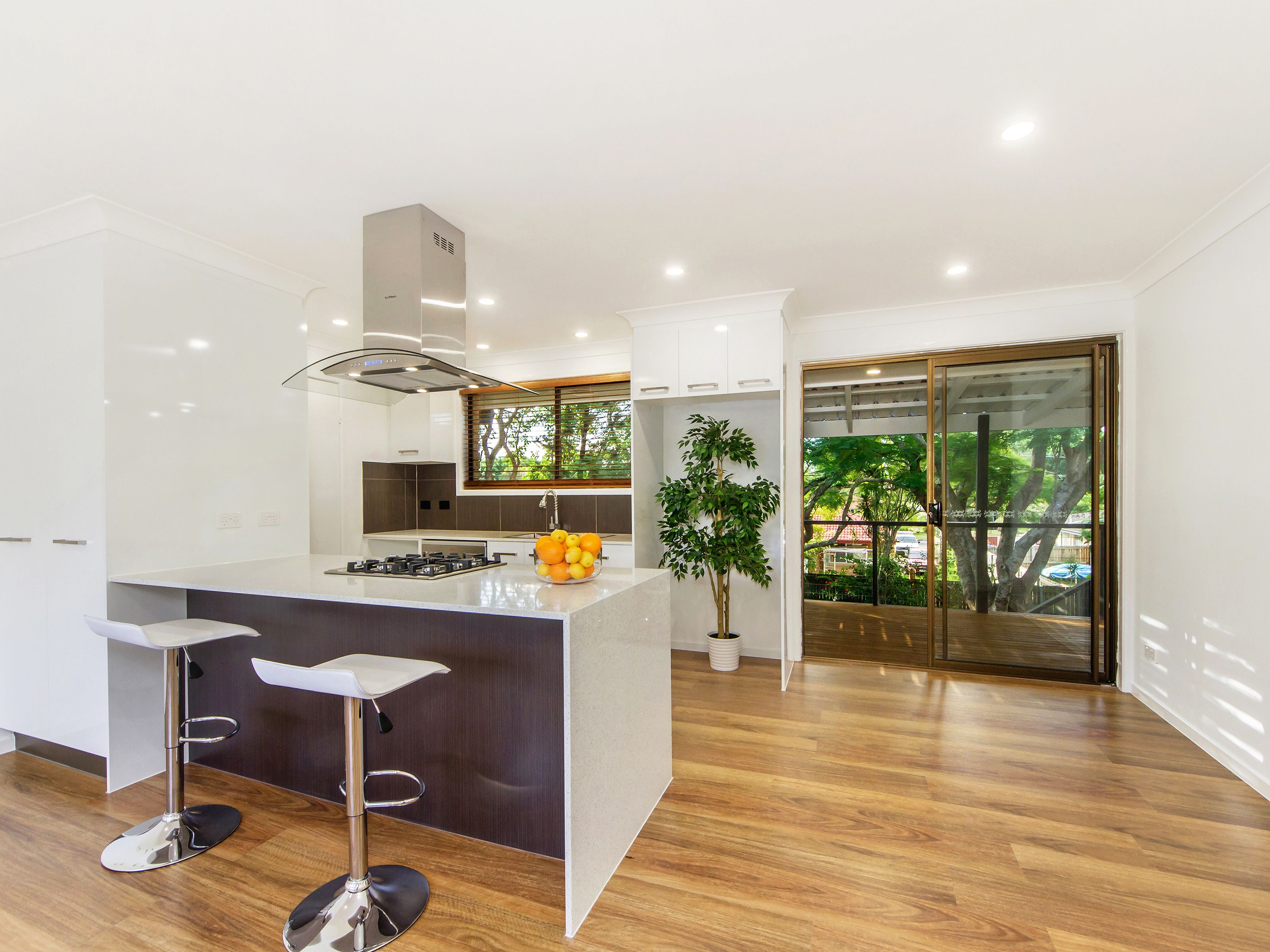 19 Petra Street, Southport, QLD 4215
