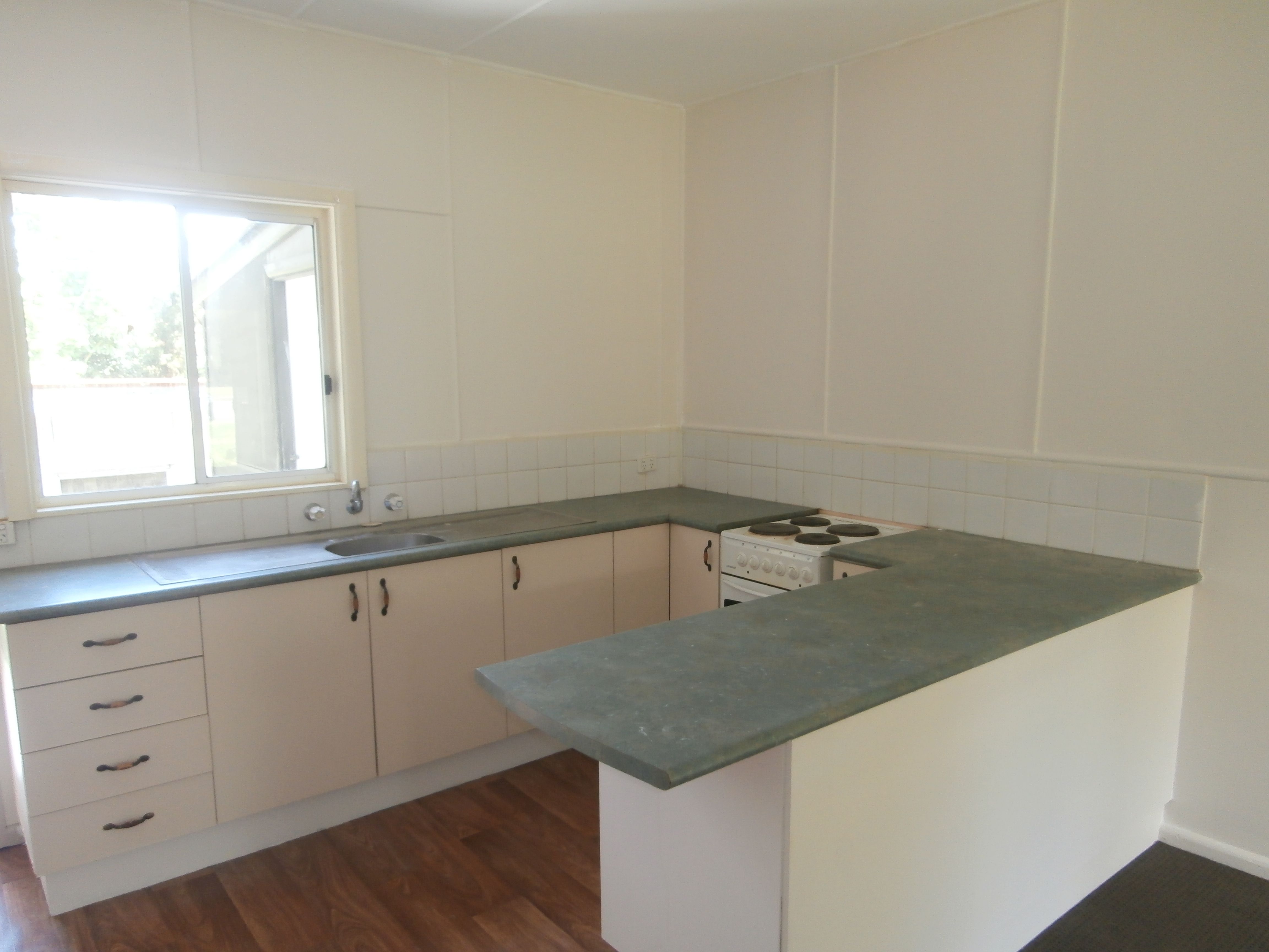 2/101 Moss Street, Nowra, NSW 2541