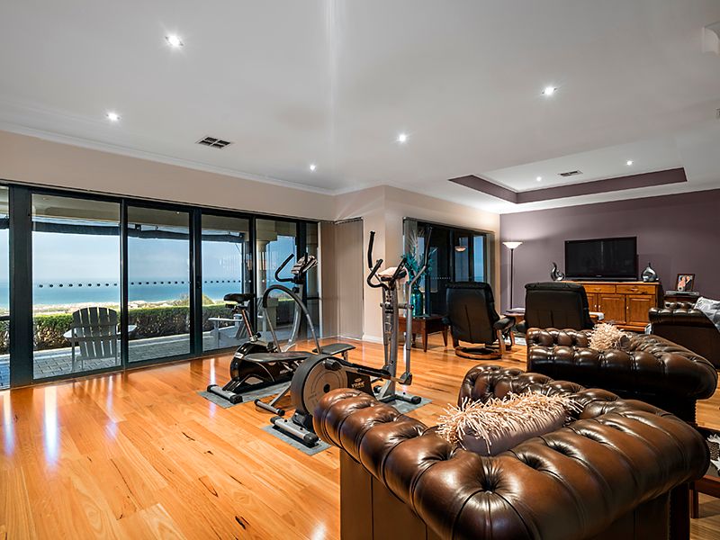 15 Clara Court, Wandina, WA 6530