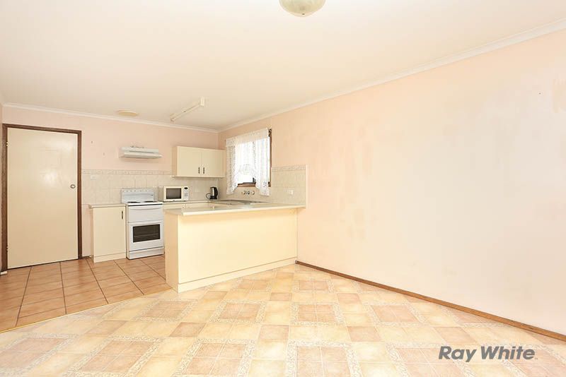 4 Strickland Street, Riverton, SA 5412