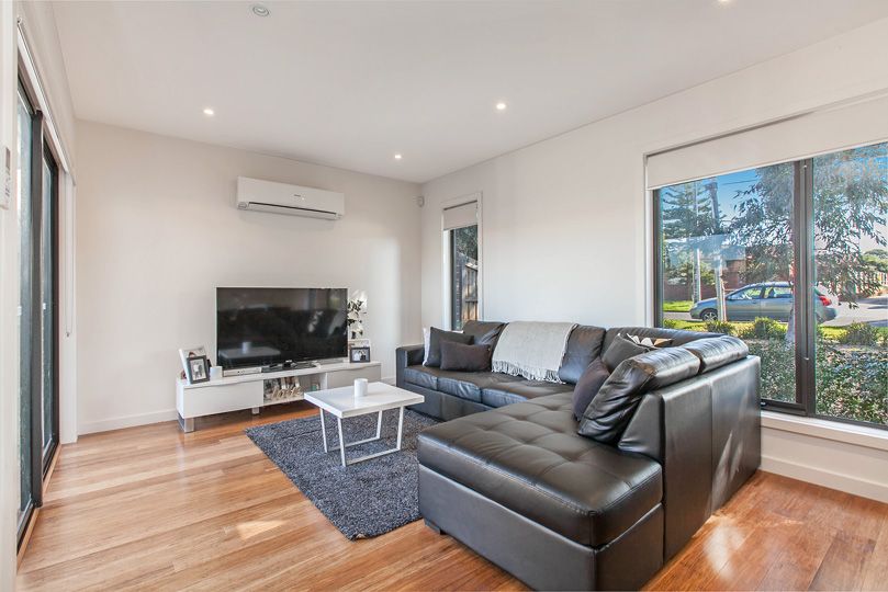 1/147 Purinuan Road, Reservoir, VIC 3073
