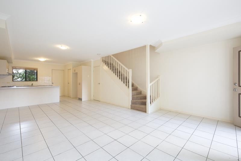 2/48 Halcomb Street, Zillmere, QLD 4034