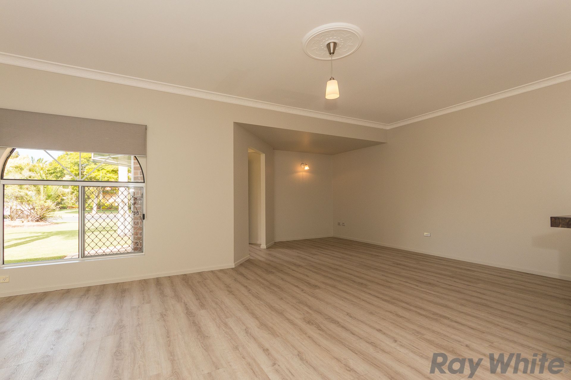 1 Bellbrook Court, Rothwell, QLD 4022