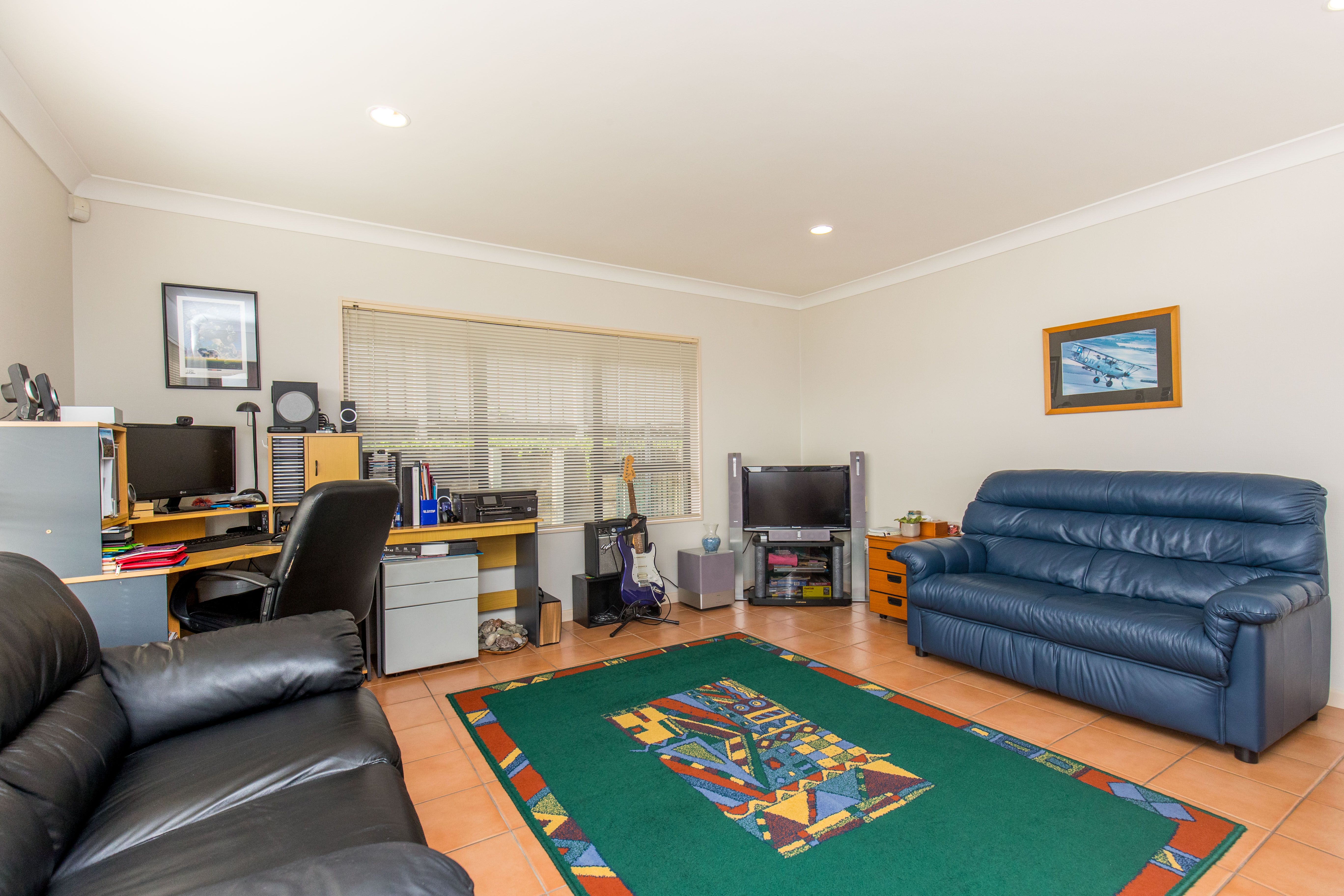 15 Ewhurst Place, Goodwood Heights, Manukau City
