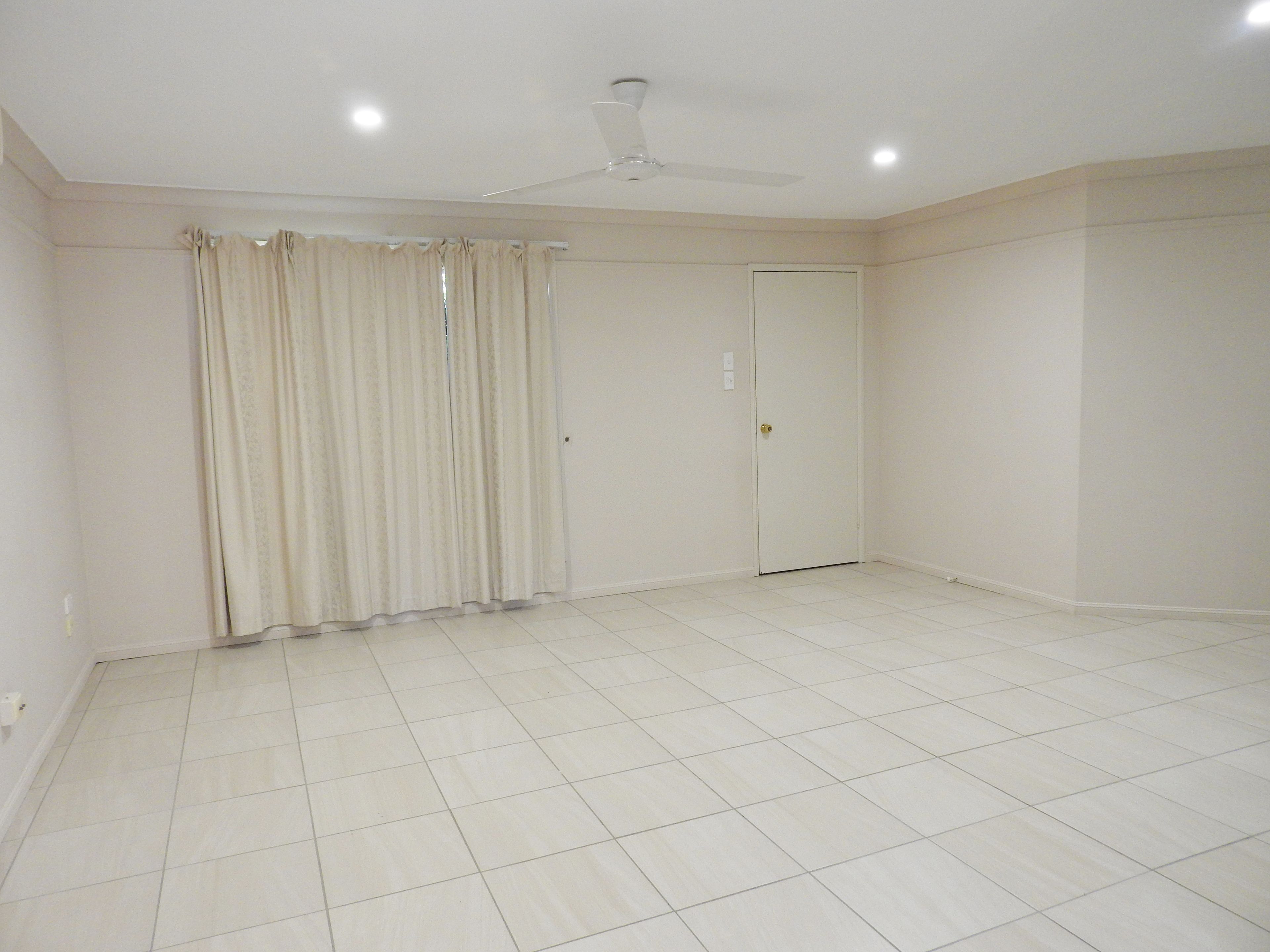 25 Laguna Avenue, Kirwan, QLD 4817