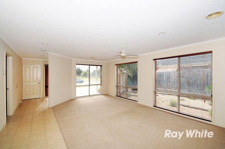 53 Brumbys Road, Carrum Downs, VIC 3201