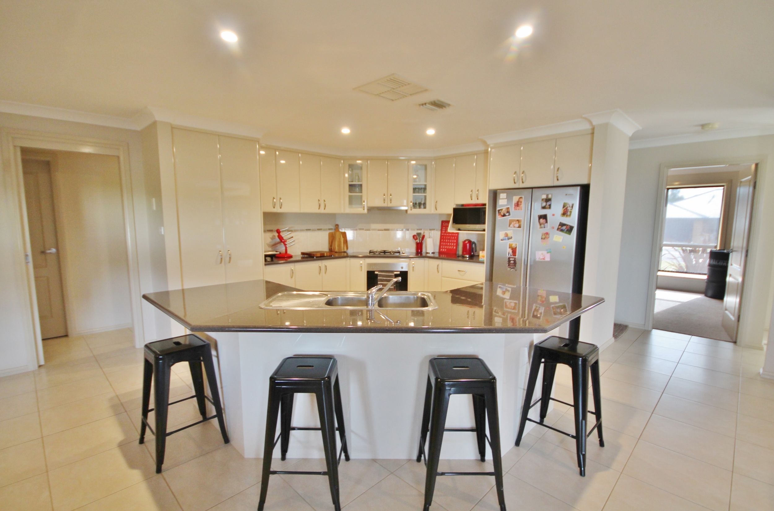 7 Jordan Place, Young, NSW 2594