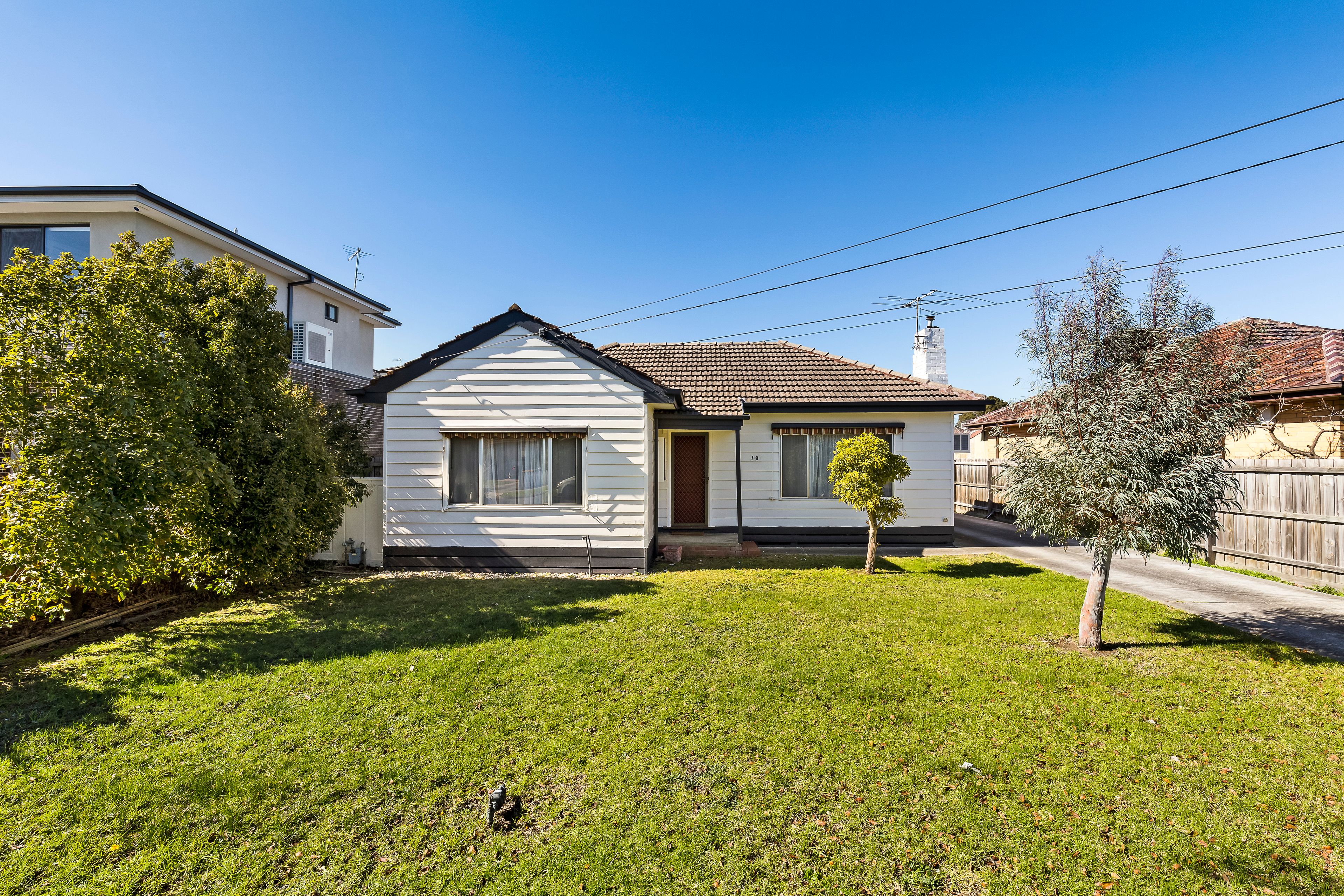18 Alfred Grove, Oakleigh East VIC 3166