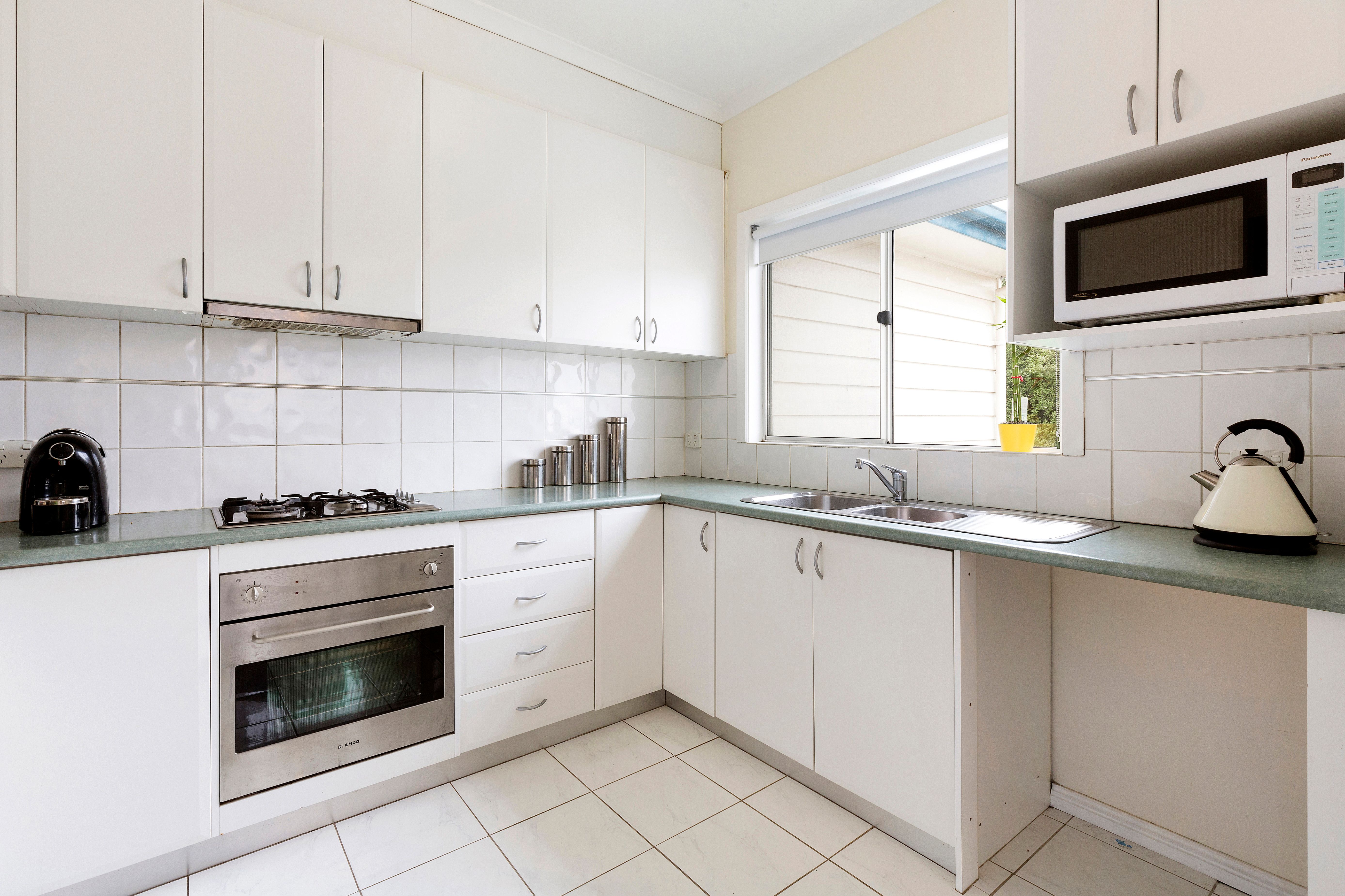 1/18 Alfred Grove, Oakleigh East, VIC 3166