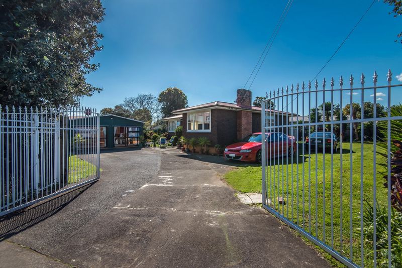 House Avondale, Auckland City