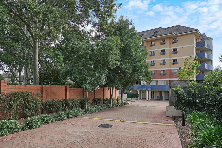 98 Chandos Street, Ashfield NSW 2131