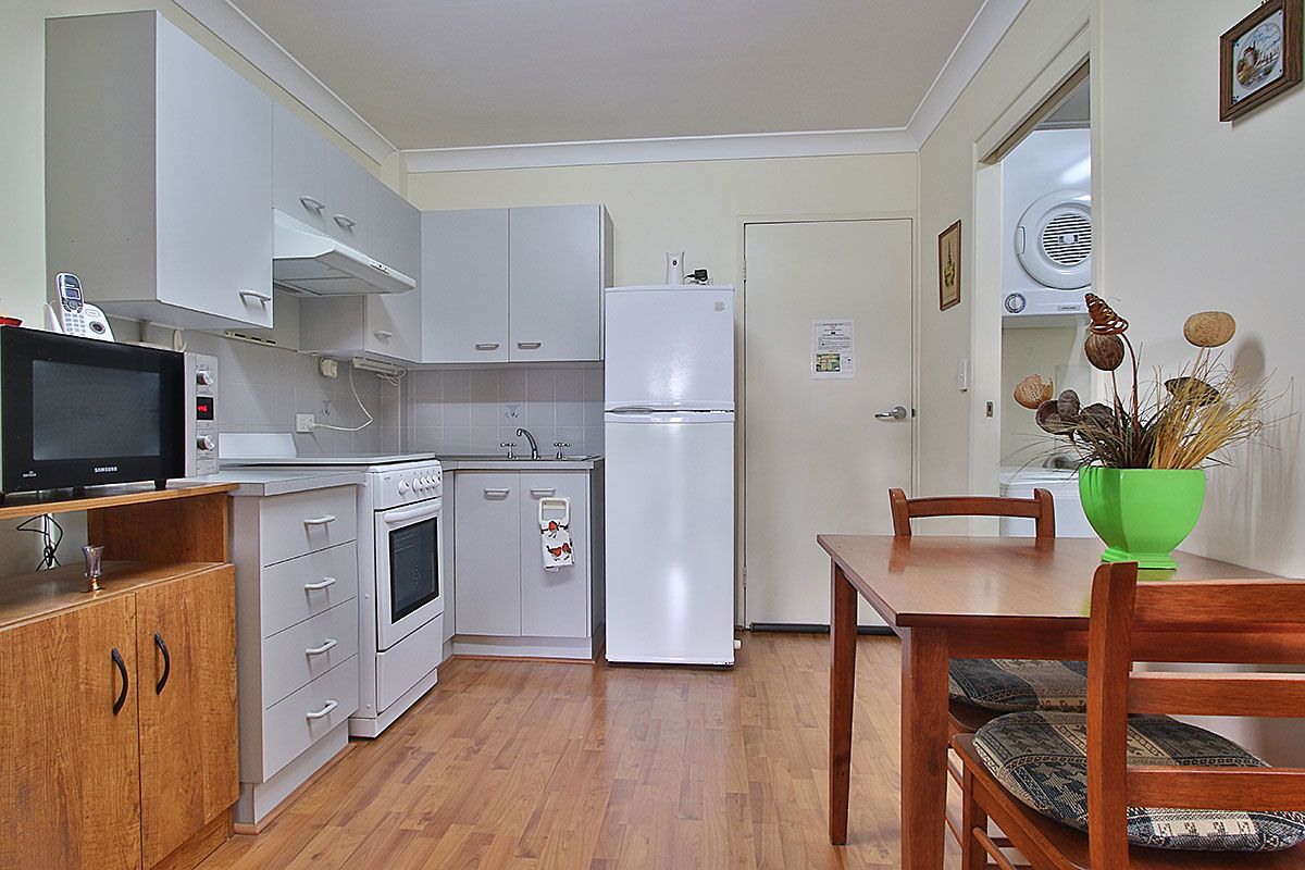 67 15 Carmichael Court, Wynnum West, QLD 4178