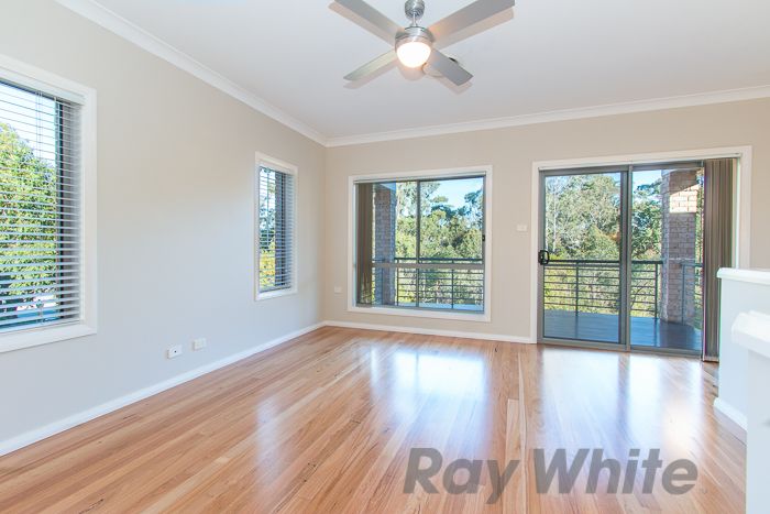 4 Janus Close, Cameron Park, NSW 2285