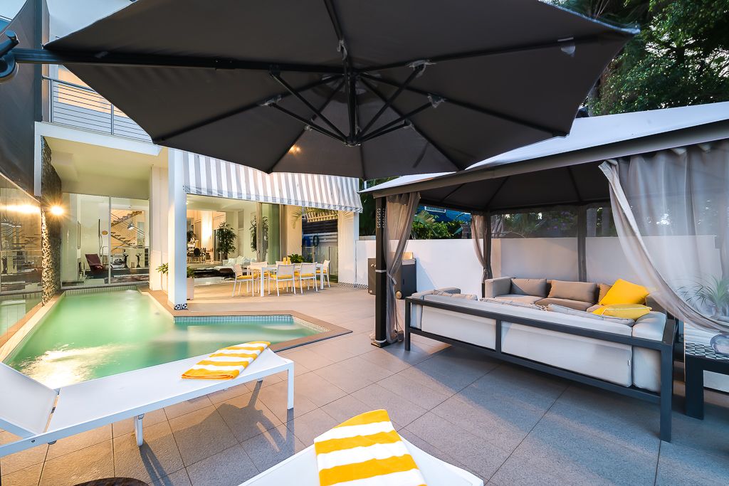 1/5 Vespa Crescent, Surfers Paradise, QLD 4217