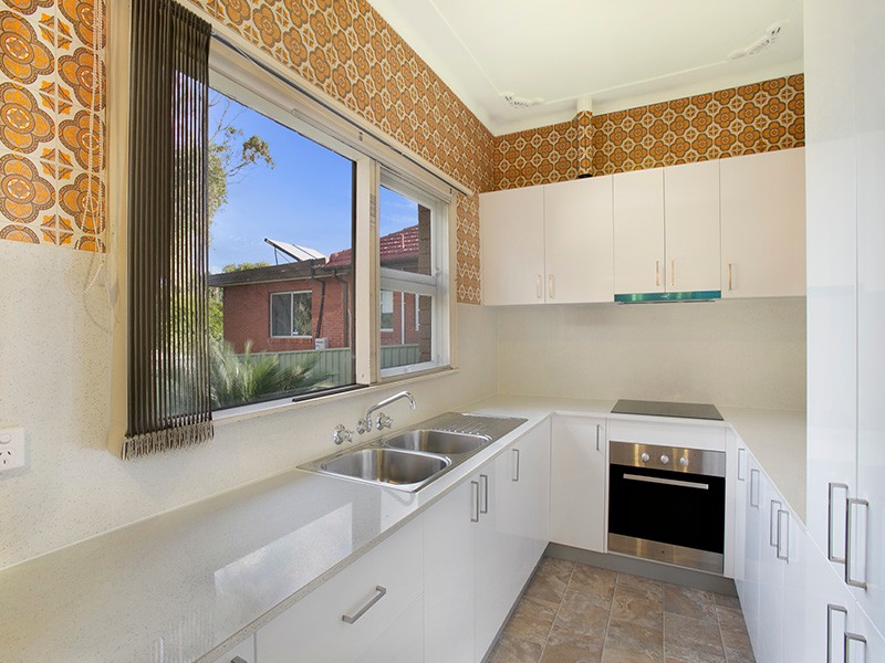 18 Avery Avenue, Kirrawee, NSW 2232