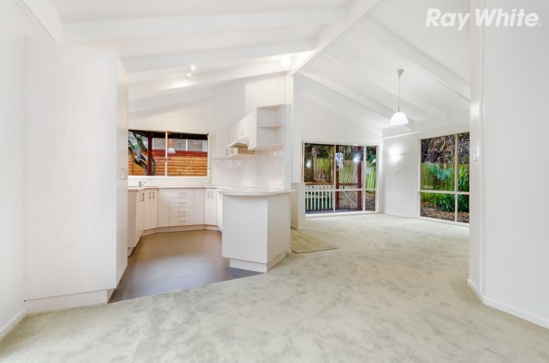 44 Patrick Avenue, Croydon North, VIC 3136