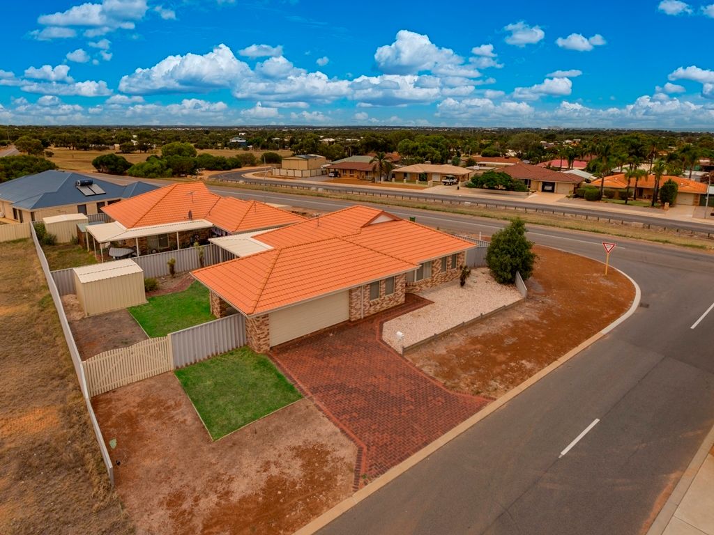 2 Ego Creek Loop, Waggrakine, WA 6530