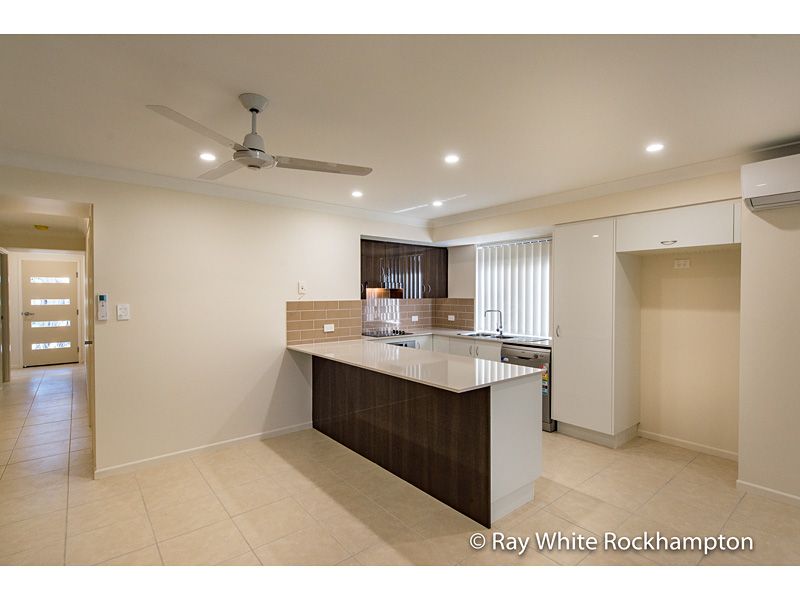 138 Murray Lane, The Range, QLD 4700