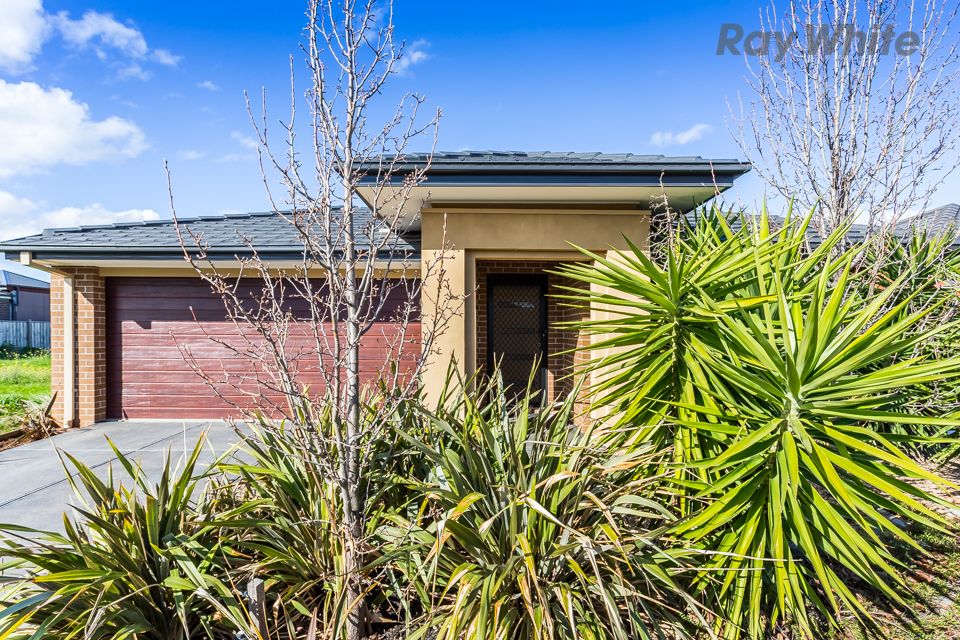 22 Carissa Road, Brookfield, VIC 3338