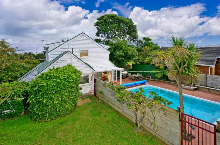 13 Kyle Road, Greenhithe, North Shore City