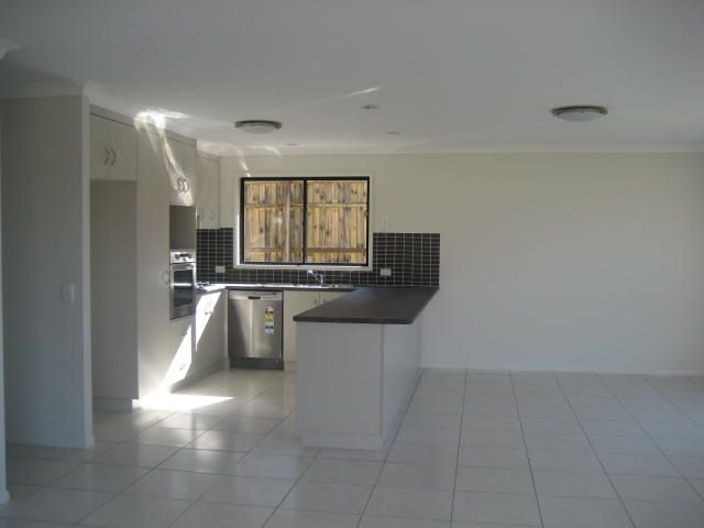 680 Greenwattle Street, Harristown, QLD 4350