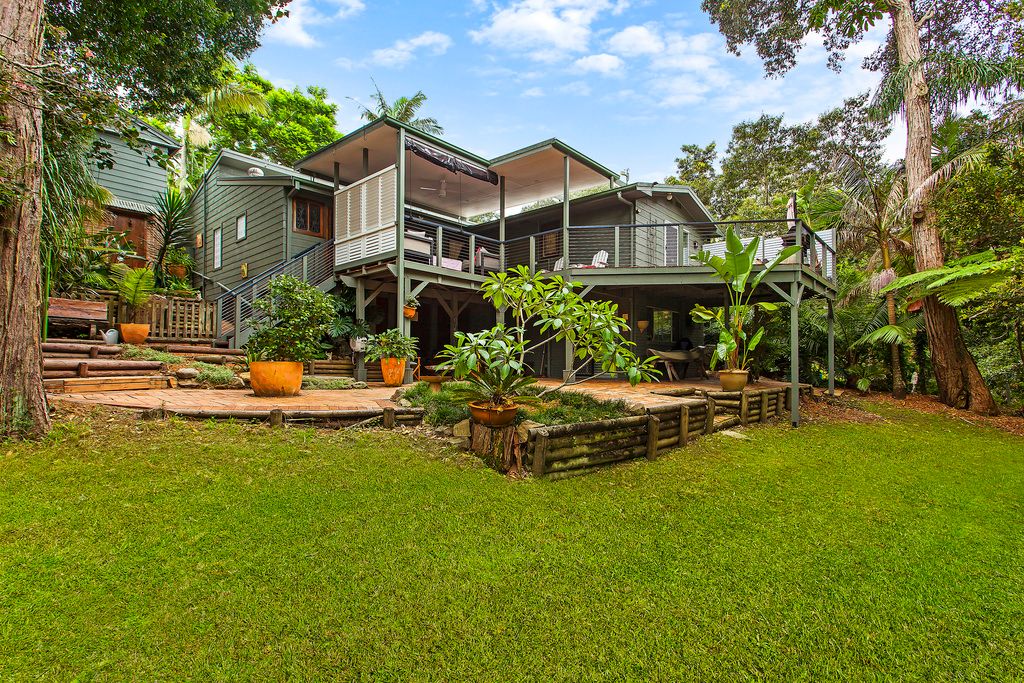 7 Palmgrove Place