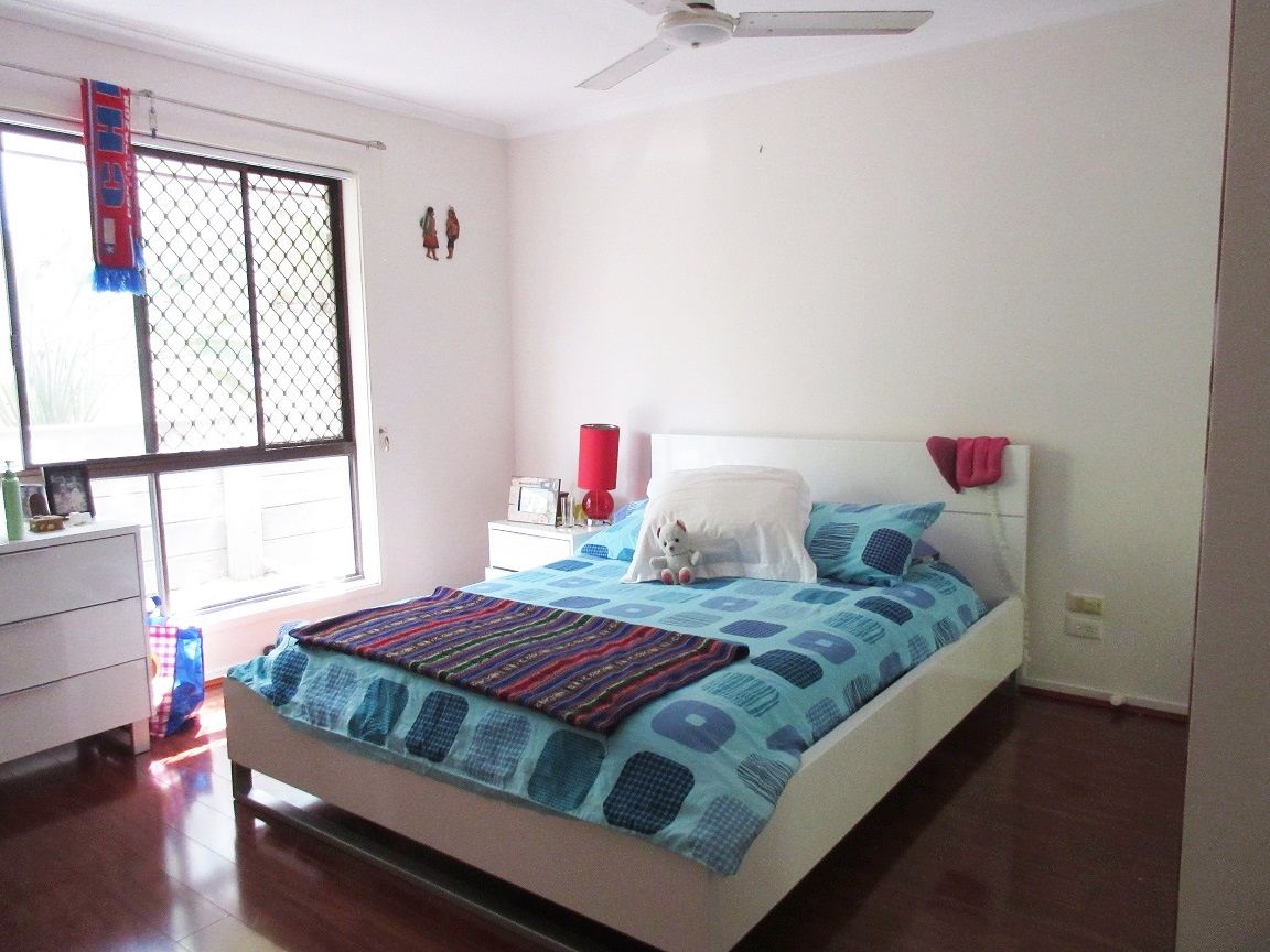 14 Knightsbridge Crescent, Rochedale South, QLD 4123