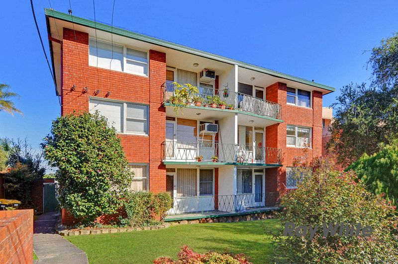 588 Blaxland Road, Eastwood NSW 2122