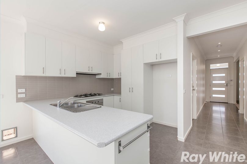 47 Tuross Crescent, South Morang, VIC 3752