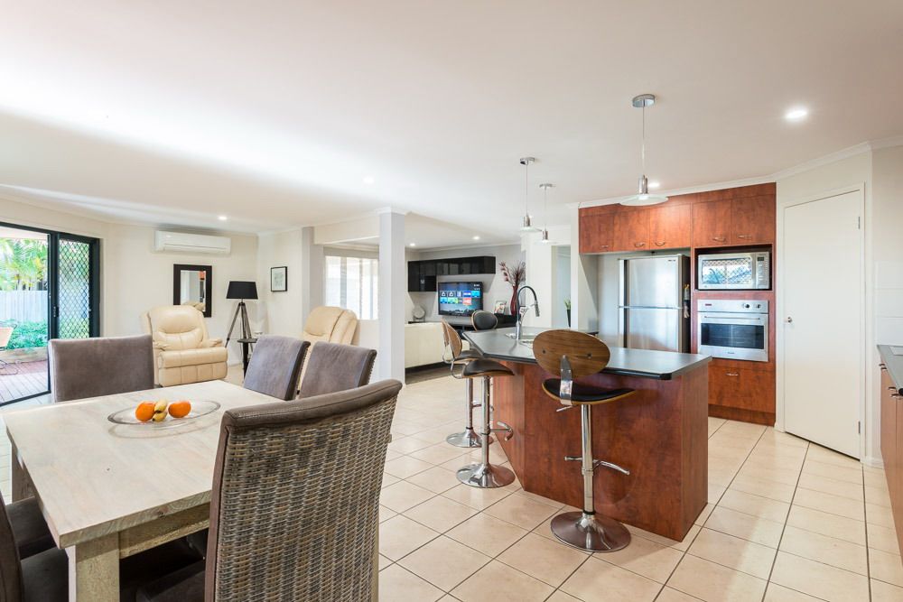 24 Parklakes Drive, Bli Bli, QLD 4560