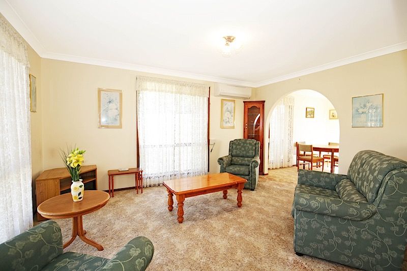 2/15 Meroo Road, Bomaderry, NSW 2541