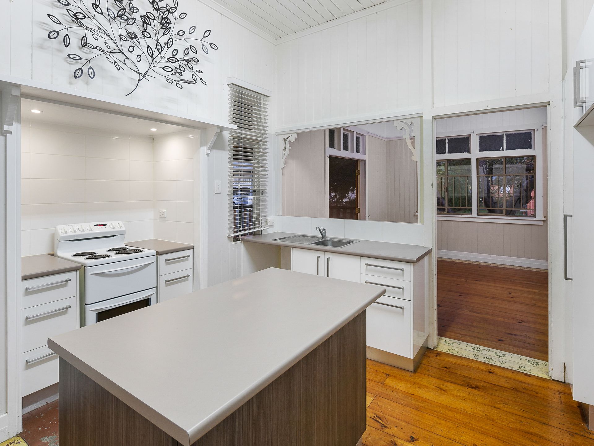36 Hamilton Road, Moorooka, QLD 4105