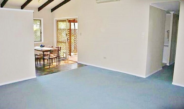 11 Howlett Street, Urangan, QLD 4655