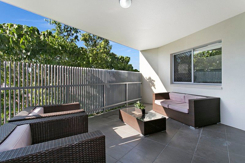 2/1 Dulwich Road, Yeronga, QLD 4104