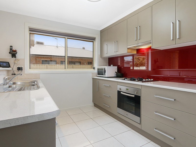 4 Weary Dunlop Drive, Benalla, VIC 3672