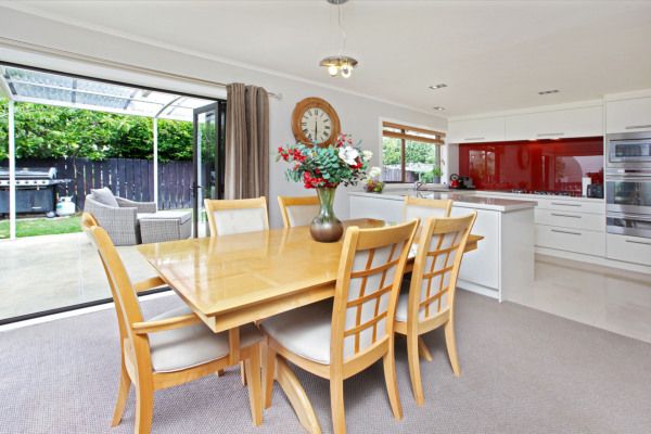 2/4 Malloy Place, Bucklands Beach, Manukau City