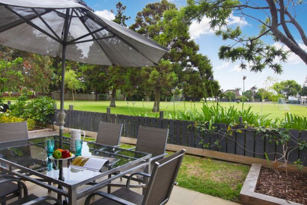 2/4 Malloy Place, Bucklands Beach, Manukau City