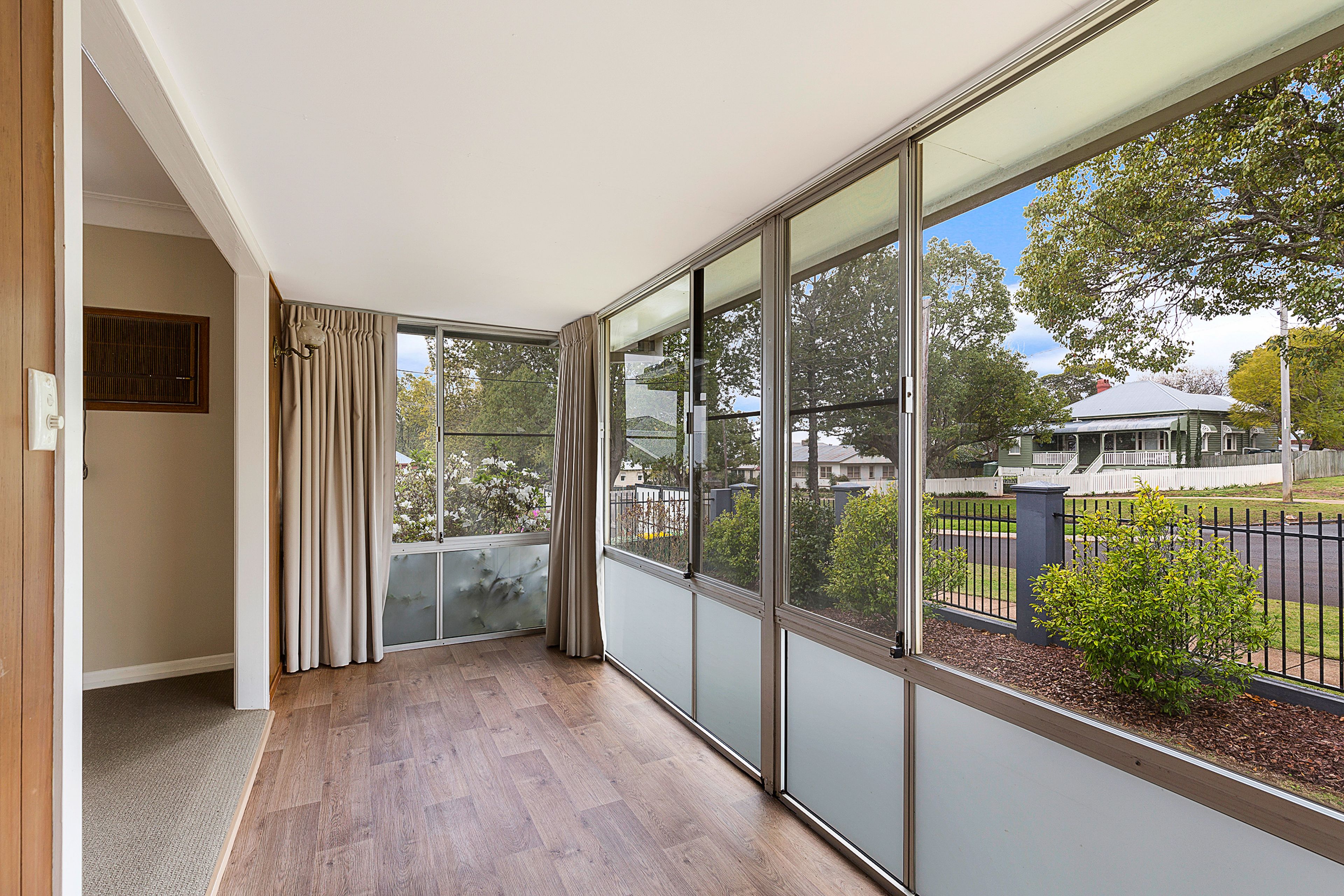 259 Geddes Street, Centenary Heights, QLD 4350