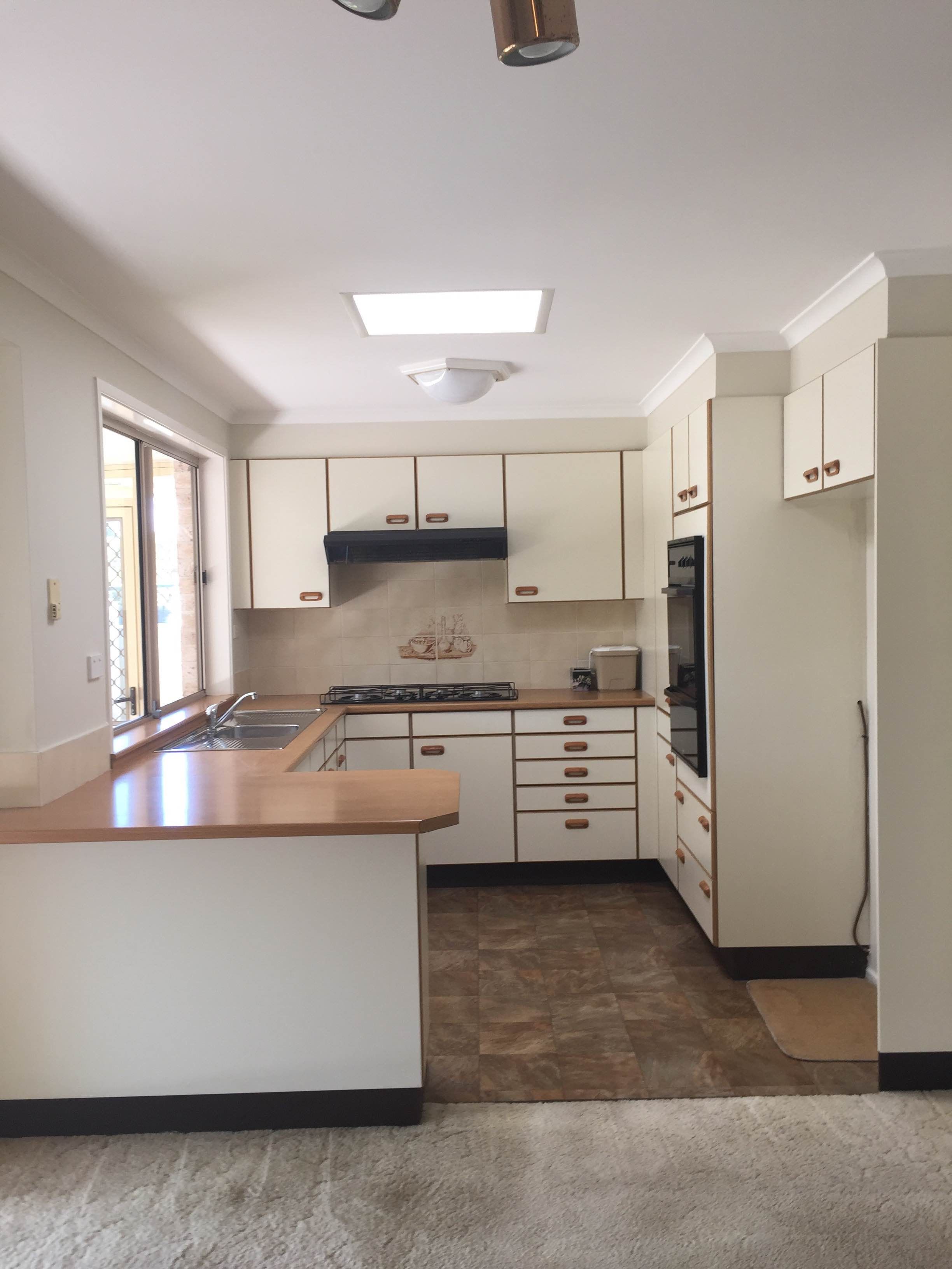 39 Beveridge Street, Albion Park, NSW 2527