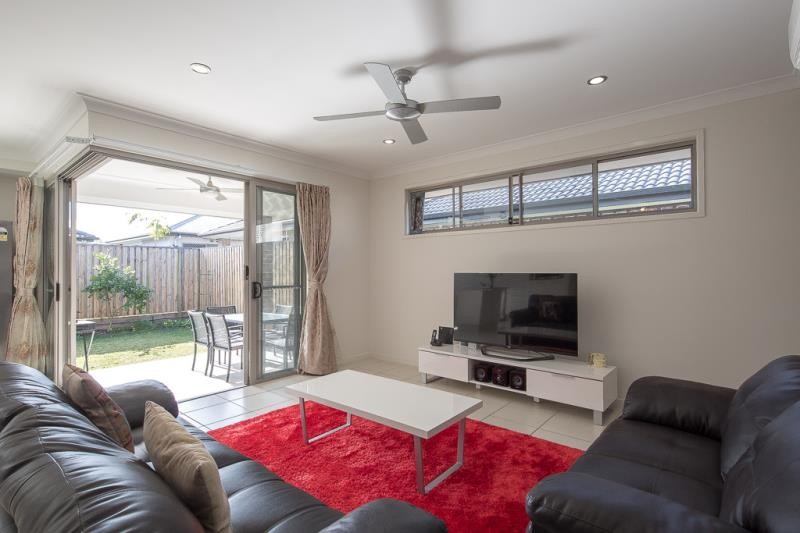 11 Windjana Crescent, Fitzgibbon, QLD 4018
