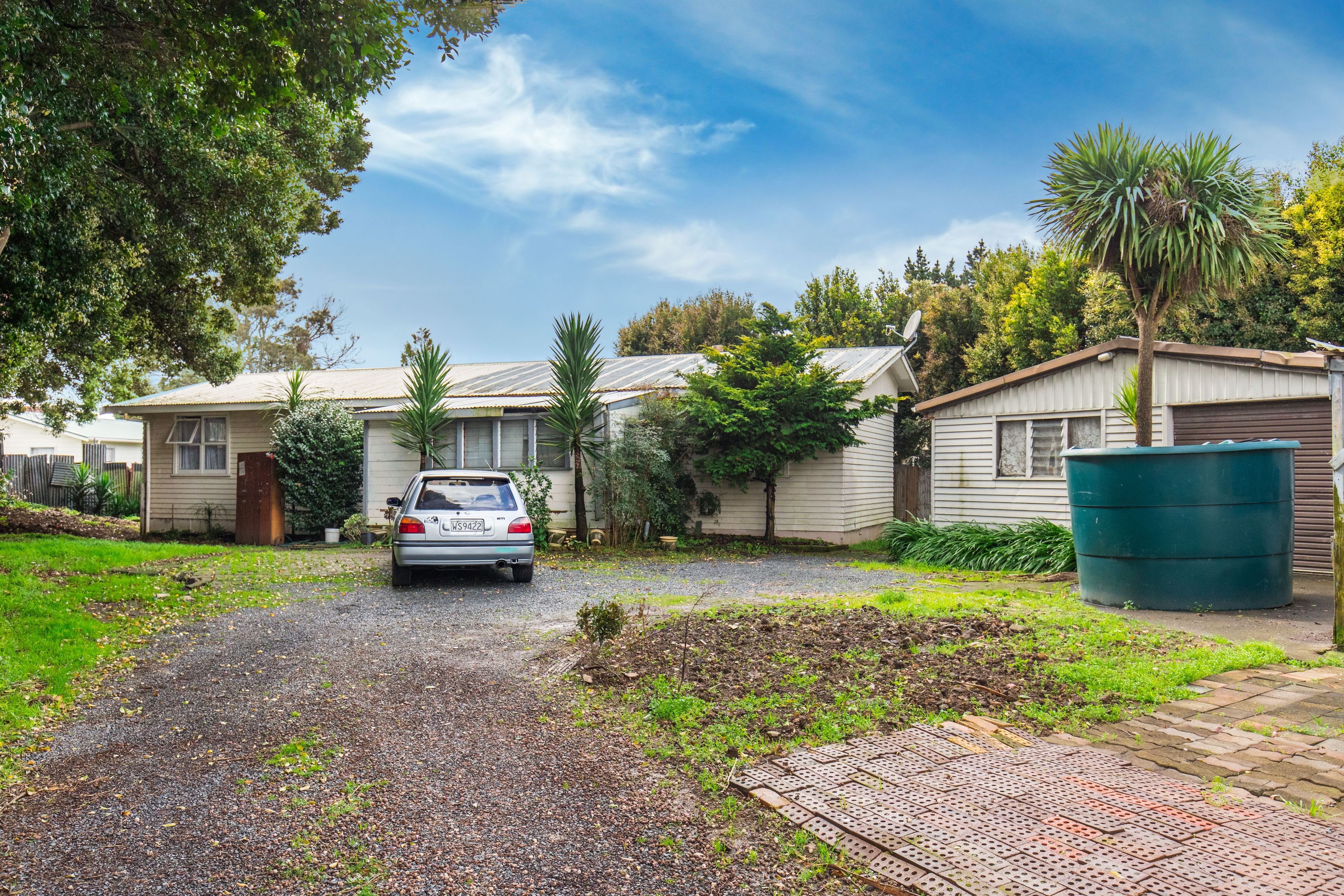 8 Harwell Place, Mangere, Manukau City