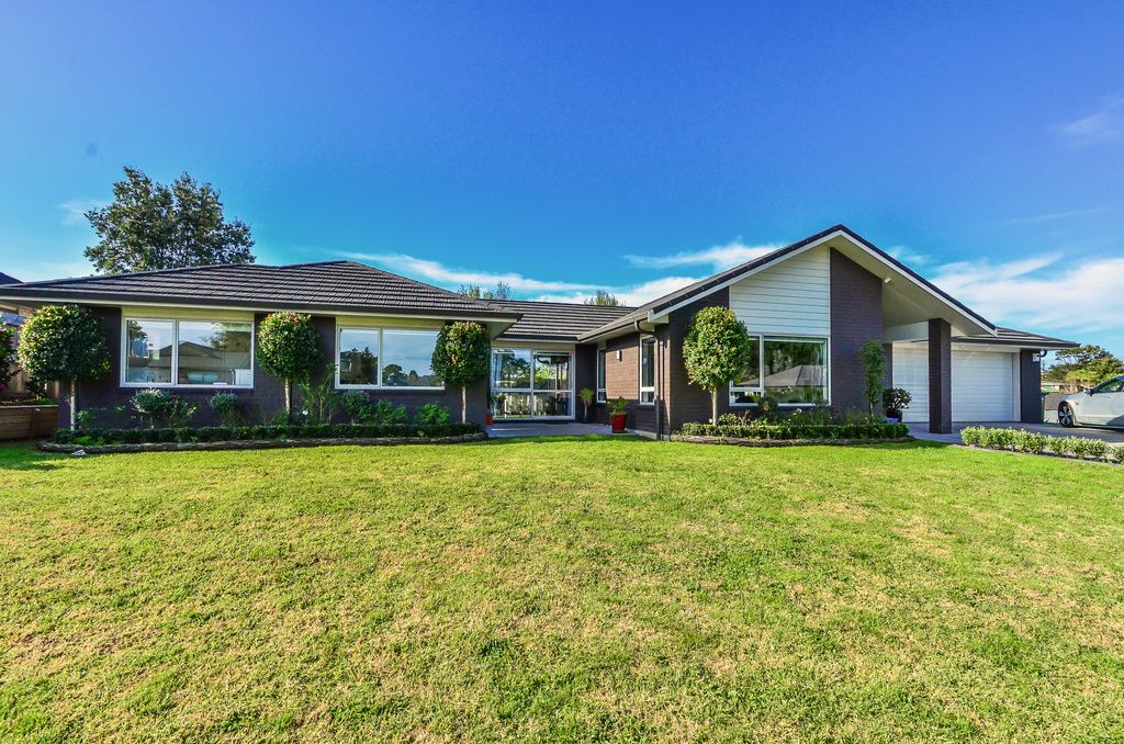 4 Neill Boak Place, Beachlands, Manukau City