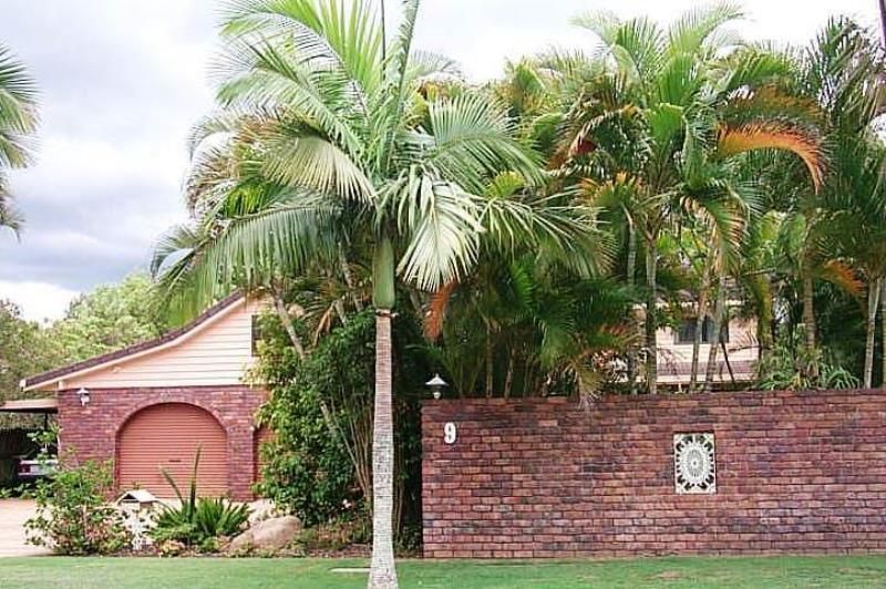 9 Quaver Court, Bridgeman Downs, QLD 4035