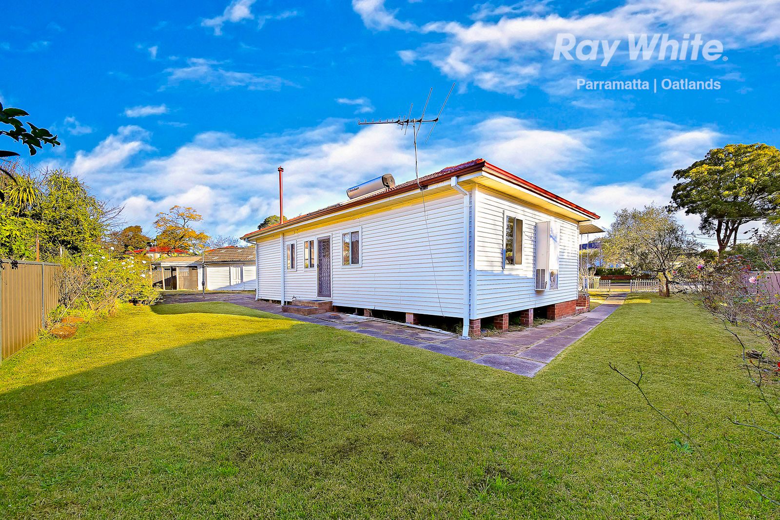 6 Thomas Clarke Street, Westmead, NSW 2145