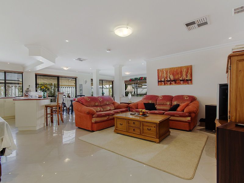 19 Osprey Vista, Rockingham, WA 6168