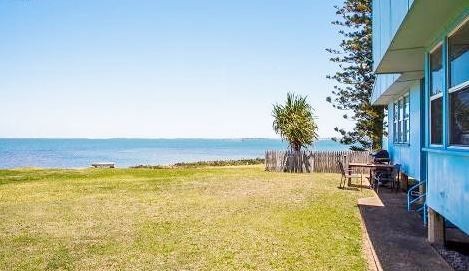 32 Woodcliffe Crescent, Woody Point, QLD 4019