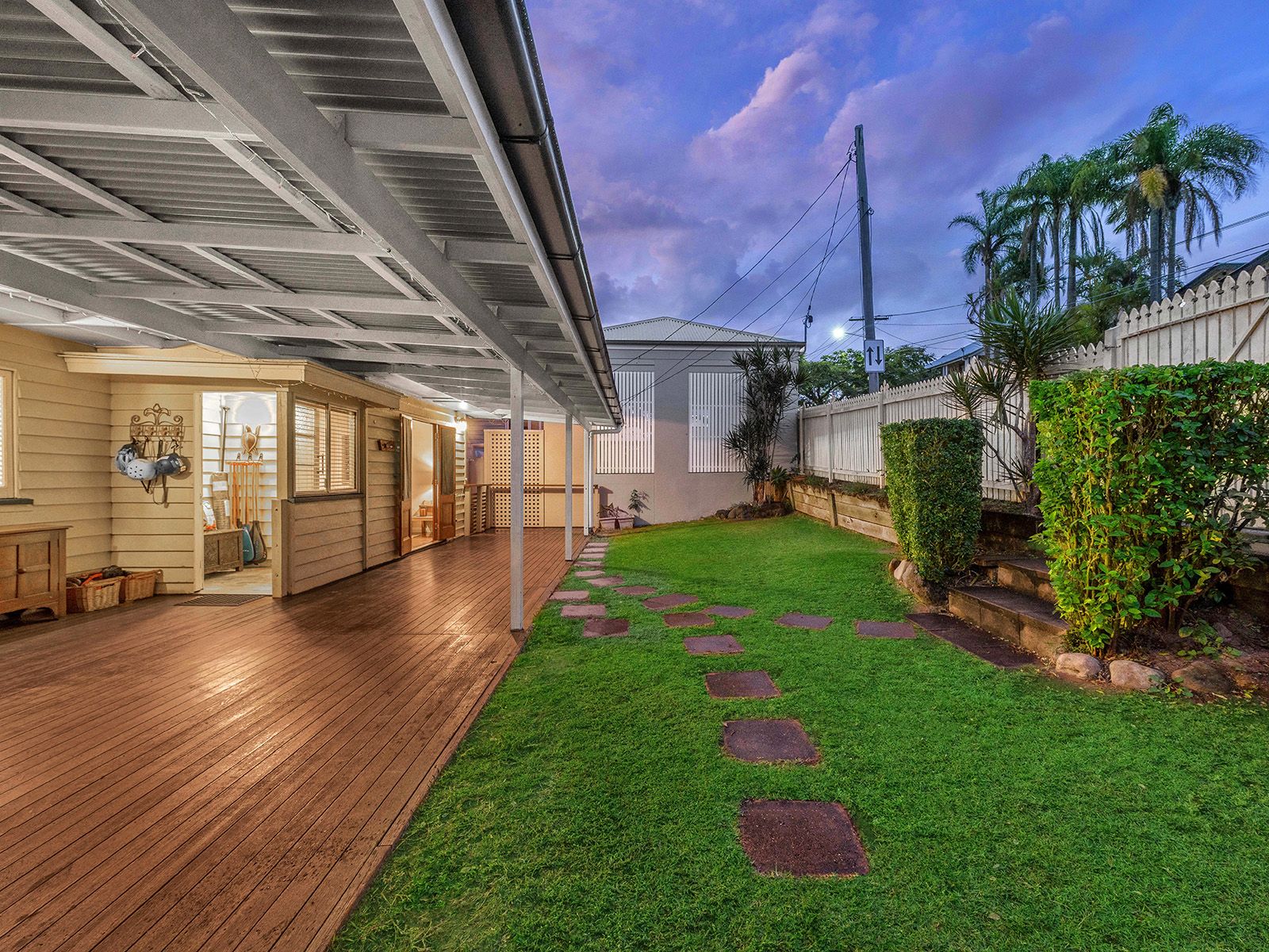 18 Trafalgar Street, Morningside, QLD 4170